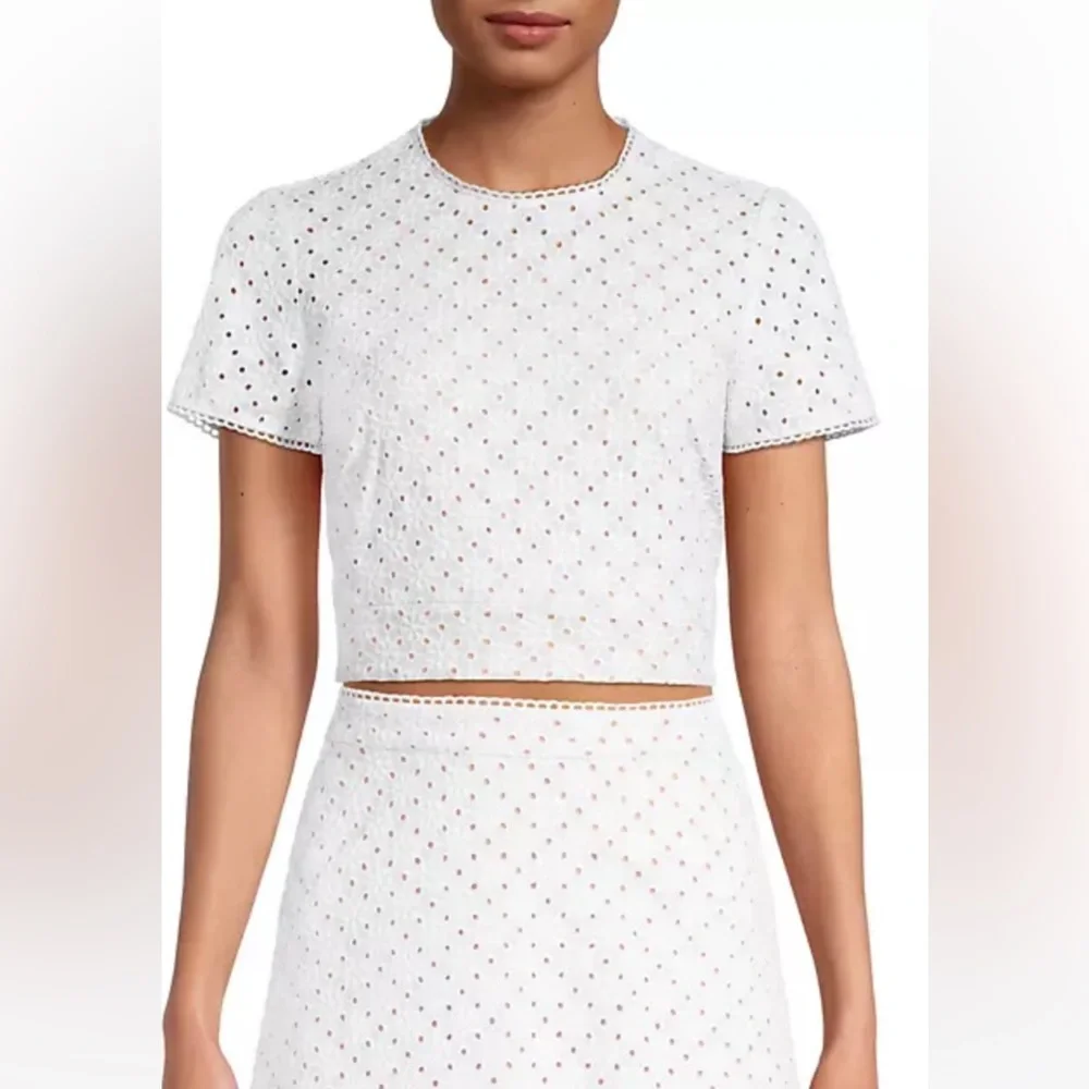 Michael Kors Women's Geo Eyelet Cropped Short Sleeve Top White Size 4 - Picture 4 of 4